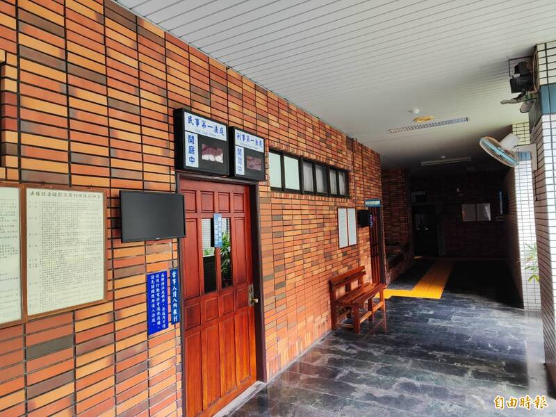 男毒駕拒絕受檢 倒車衝傷女警判2年2月又延押