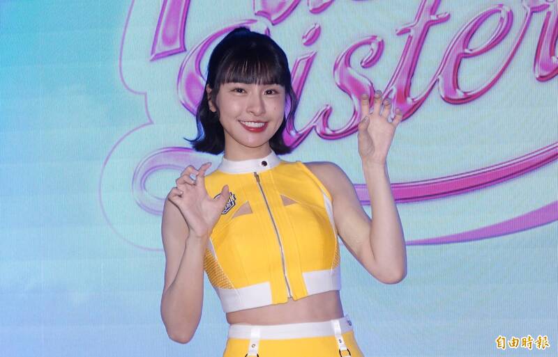 峮峮爆姐弟戀！對象是小15歲男團成員 公司回應檢討致歉