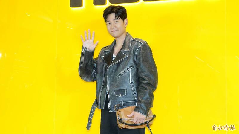 周興哲被疑閃兵尷尬結巴 經紀公司緊急回應了