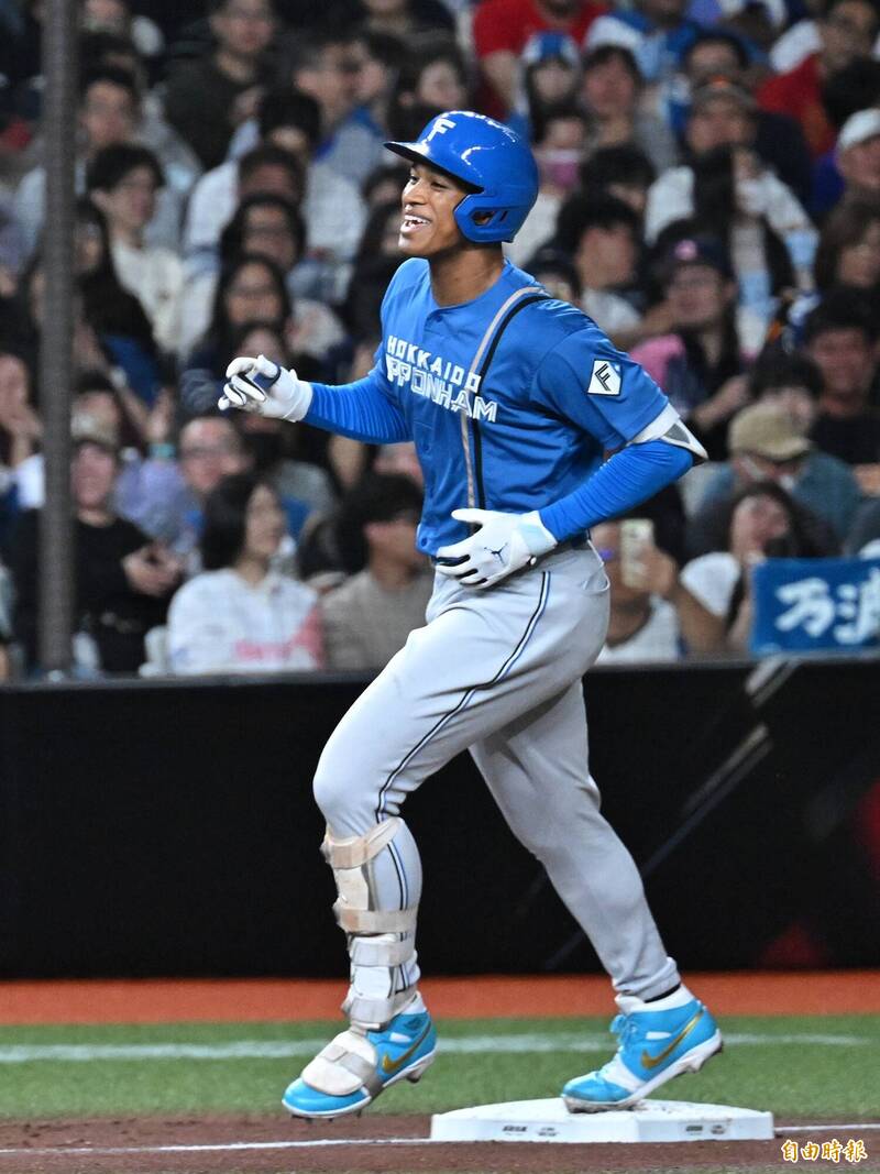 經典賽》「完全輸給古林了」 火腿重砲萬波中正甘拜下風