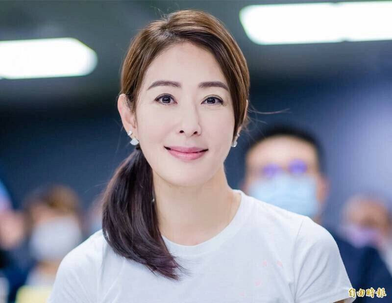 霍諾德徒手攻頂101 賈永婕親揭幕後壓力：太值得被世界看見