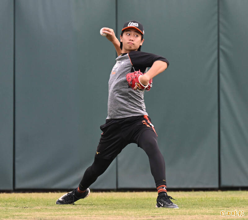 中職》獅隊新1指大物飆150公里火球 9局下超罕見輸球劇本