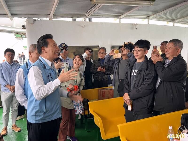 清明收假送「紅包」！金門80歲以上、6歲以下縣民 搭返鄉專船免費