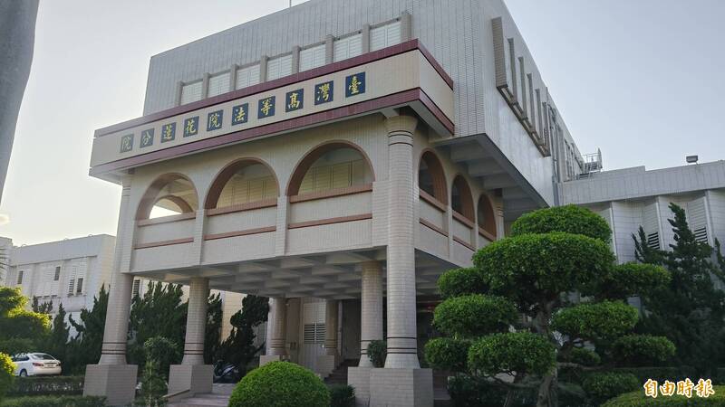 花蓮狼師手肘揉女童胸辯時間短 強制猥褻判處3年8月