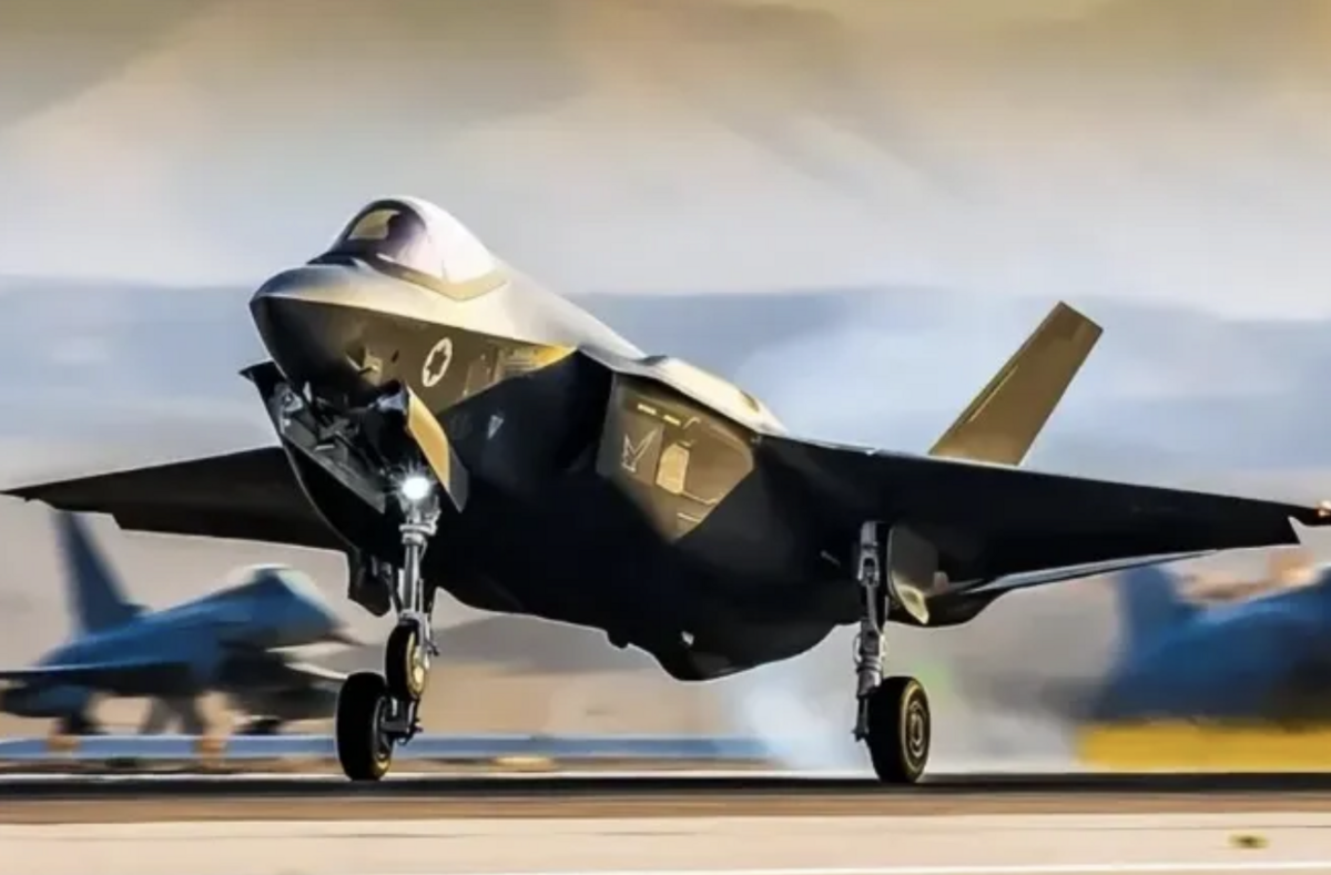 7戰機聯隊、16戰艦、4萬美軍集結! 川普最後通牒 逼伊在「生死談判」屈服