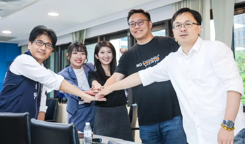 又要黨員投票？松信小雞再上演「芯費大戰」