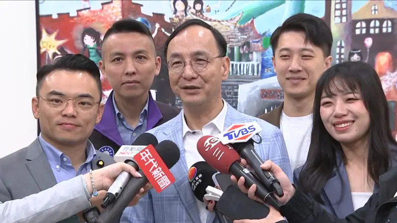 挺盧秀燕8千億到1兆軍購？朱立倫認：有道理