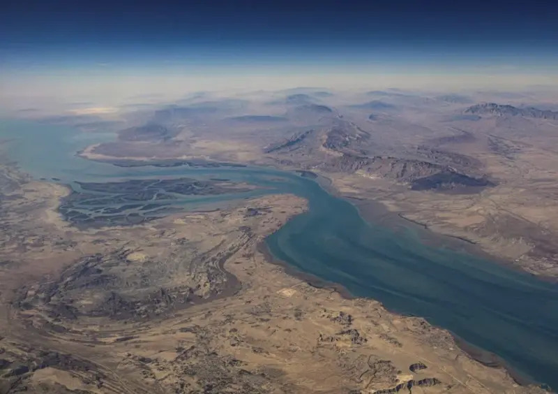 伊朗：正與阿曼起草荷姆茲海峽通行協議