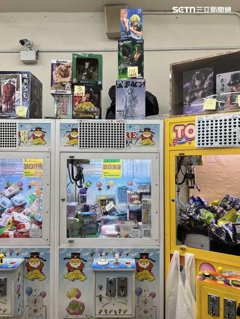 還拿最貴的A賞！娃娃機店偷一番賞公仔　中年男：我就是要航海王