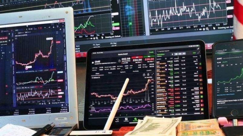 伊朗總統鬆口「願結束戰爭」！美股狂飆道瓊大漲1125點、那指漲近800點