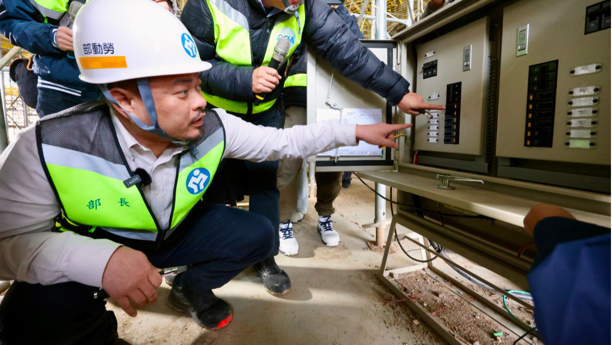 《豆腐媽媽》替身演員重摔 勞長洪申翰：將與文化部強化管理高風險拍攝