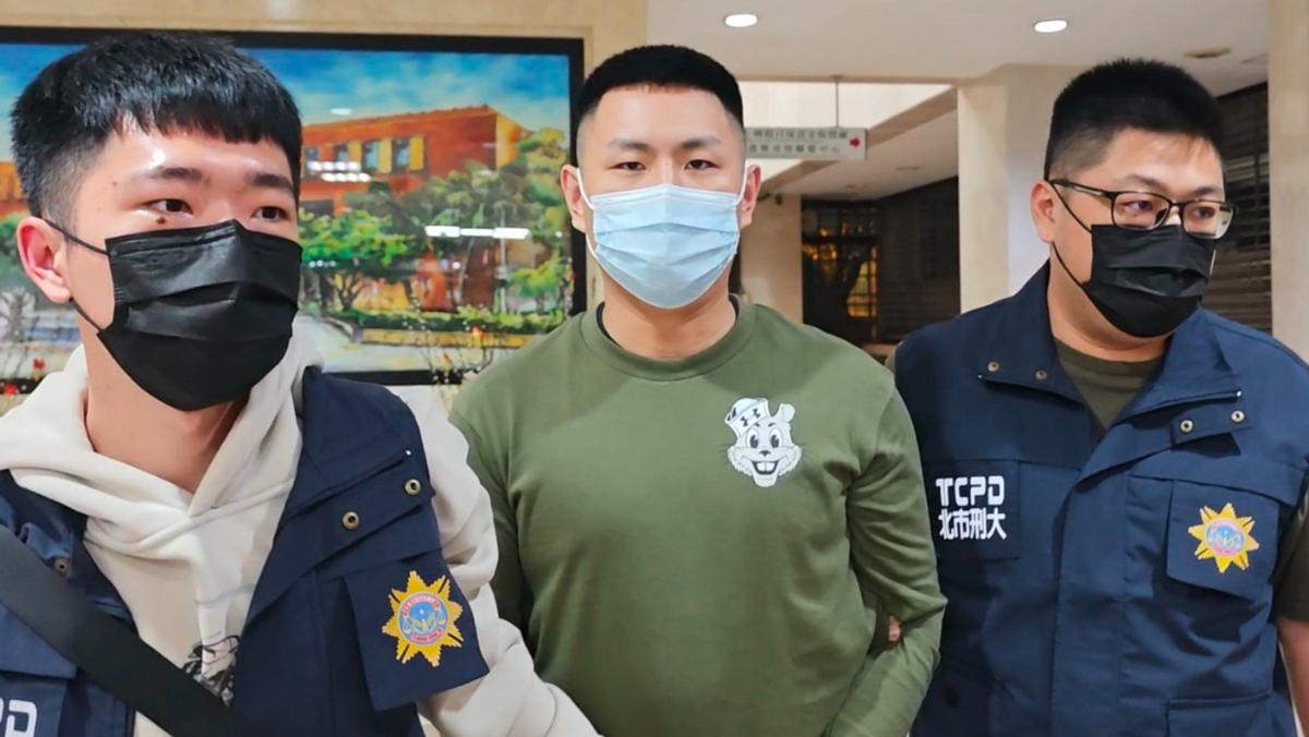 北市醫美診所槍擊案　槍手今晚移送北檢 冷眼直視記者