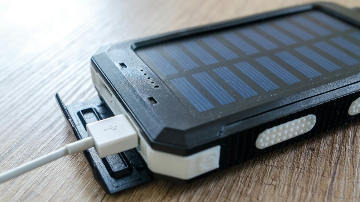 日本擬4月中起限制行動電源登機數量　機上禁止使用