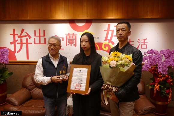宜蘭之光！陳莉璇榮獲38屆東京國際影展評審團特別獎　代理縣長林茂盛接見表揚