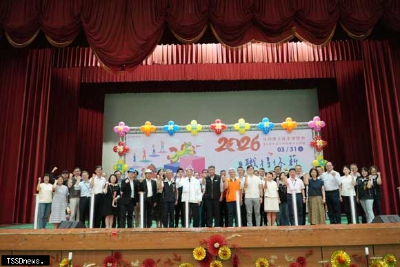 正修科大「職得你薪」就博會 盛大登場