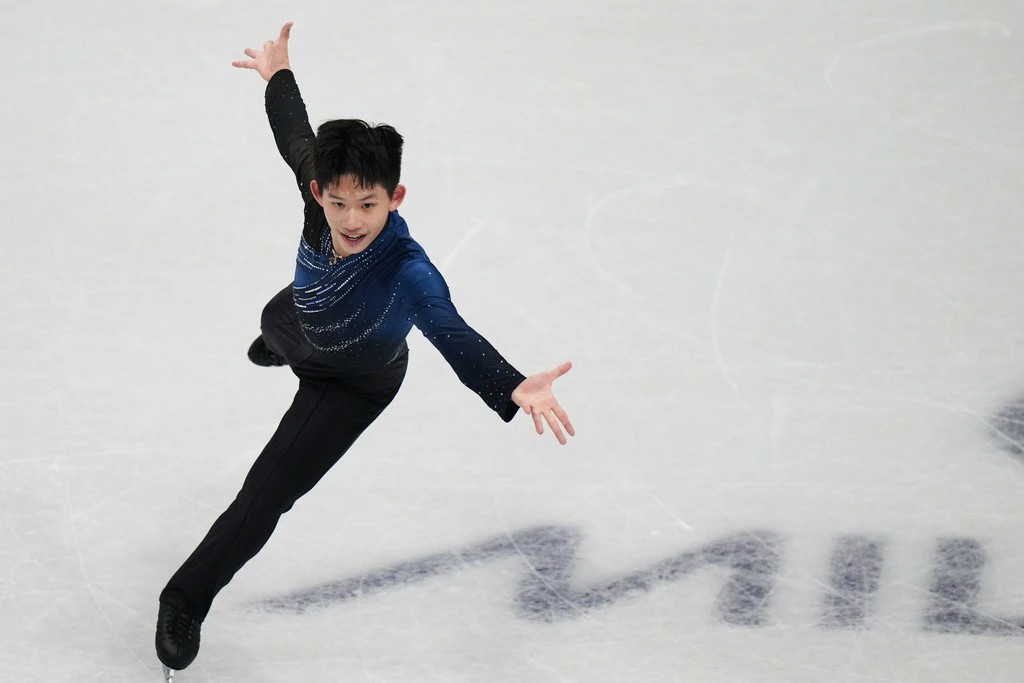 台灣睽違28年登上冬奧花滑舞台　19歲李宇翔晉級男子長曲決賽