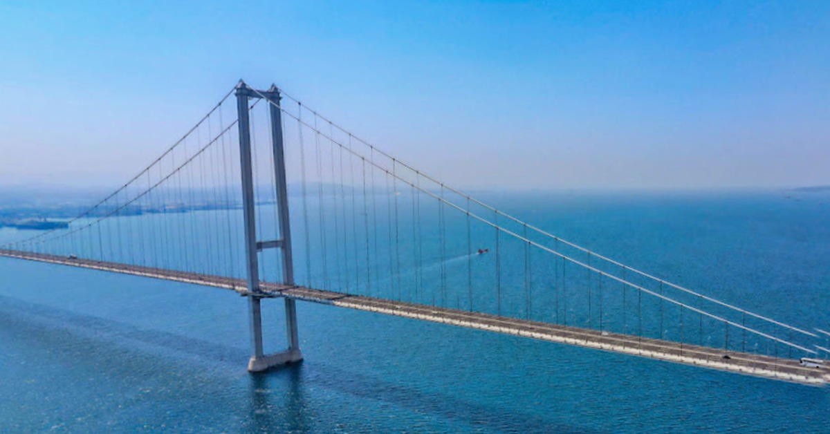 離世有預兆？21歲網美墜70公尺瞬間瘋傳 網悲痛不捨