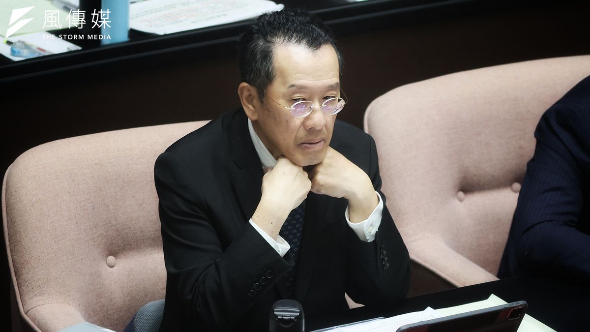 自走砲、飛彈要來不及買了！3軍售發價書簽署大限將至　顧立雄：盼立院先授權