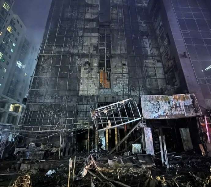 山西商業大樓大火 3死23傷