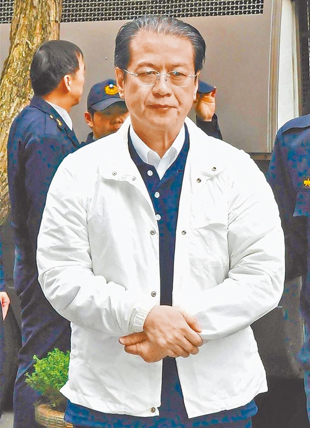 最貪消防署長 黃季敏7罪刑期55年8月 拘提發監