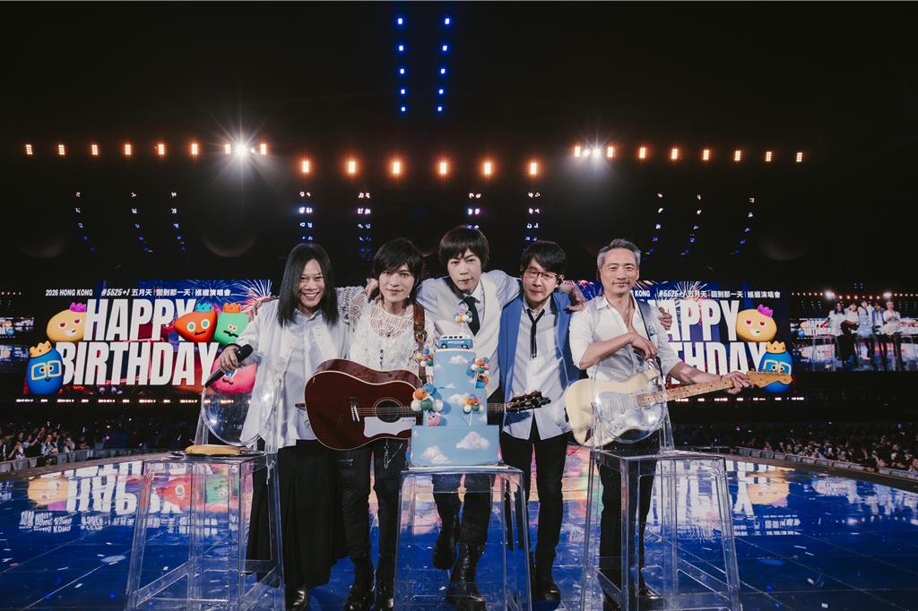 五月天香港慶生阿信驚吐：明年休息　第10張專輯交棒給最美星二代