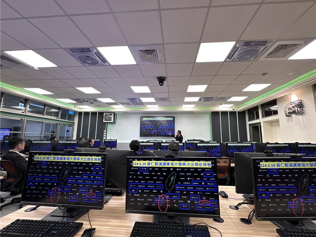 東海大學「仲亮玉霞學苑AI PC教室」 正式啟用