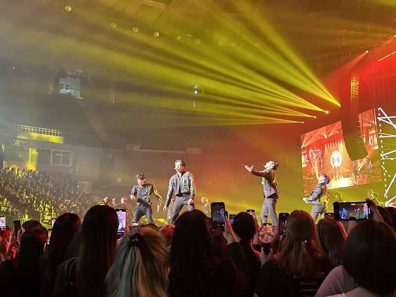 走出低谷勇敢追夢　紛絲首度獨自飛韓看演唱會 (圖)