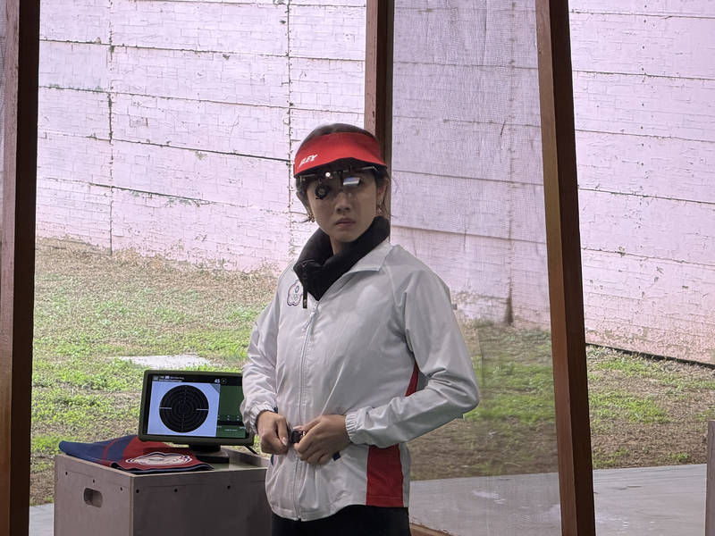 證件妹吳佳穎手感猶佳　射擊亞錦賽率女團鍍銀 (圖)