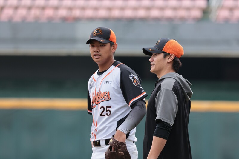 統一獅林培緯參加春訓 (圖)