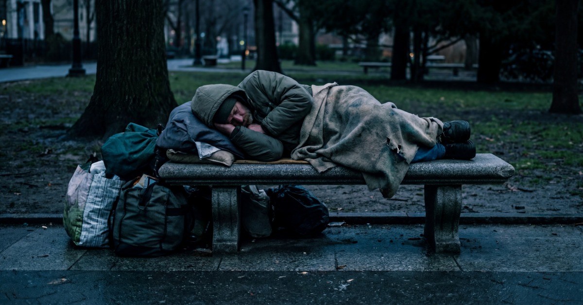 獨／69歲詐欺通緝犯逃17年 睡路邊遭盤查落網