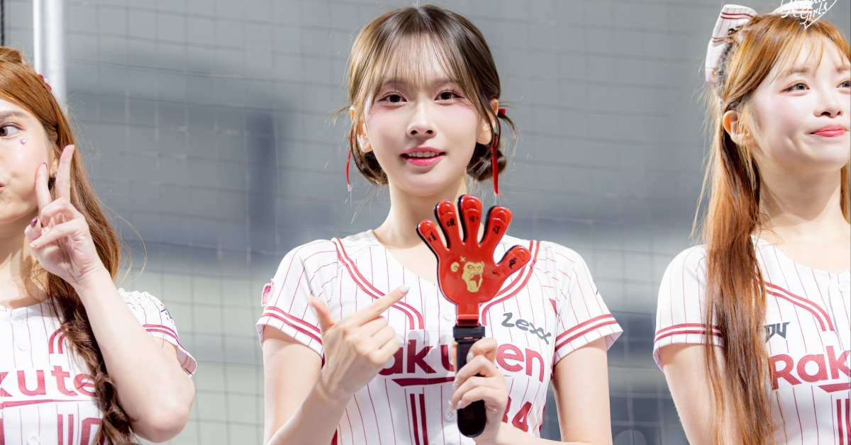 中職／樂天女孩開場被讚爆！金佳垠後台抱筠熹 暖心故事曝