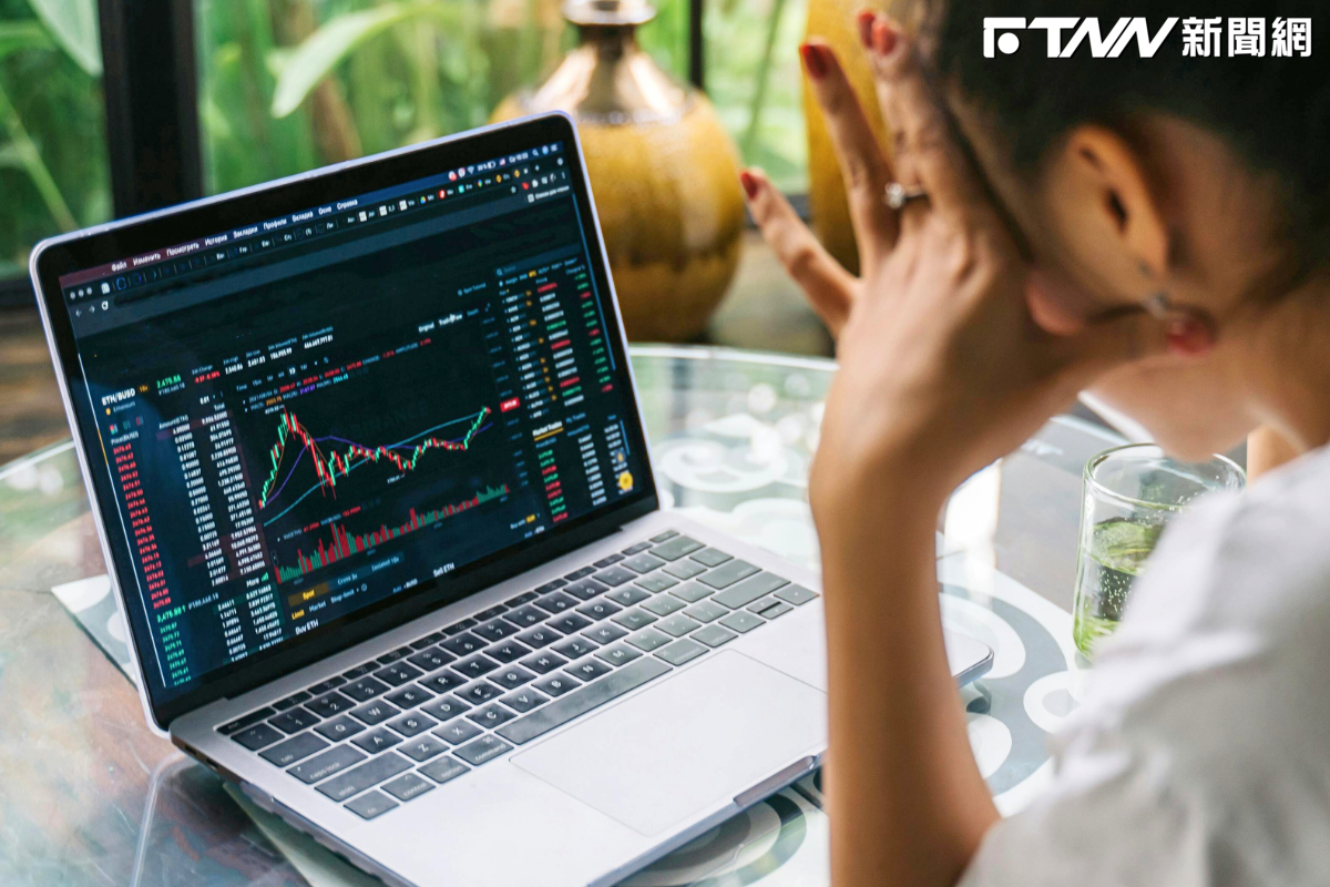 18歲如何投資理財？她問ChatGPT最好方案是「這個」　網友急列書單：不然只是當韭菜