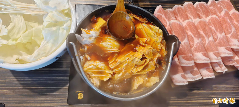 圍爐注意！火鍋熱湯潛藏 沉默殺手癌症危機