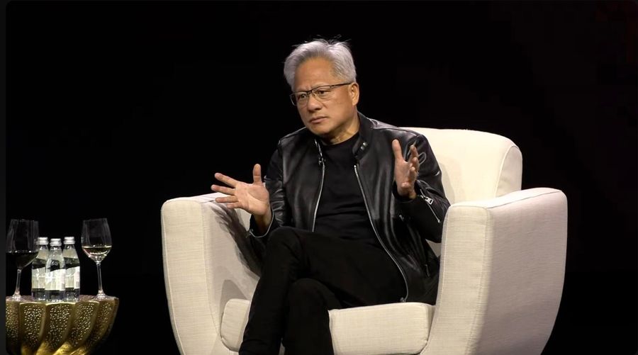 AI要幹掉SaaS了？黃仁勳稱「邏輯不通」：AI會是超級使用者，不是軟體掘墓人！