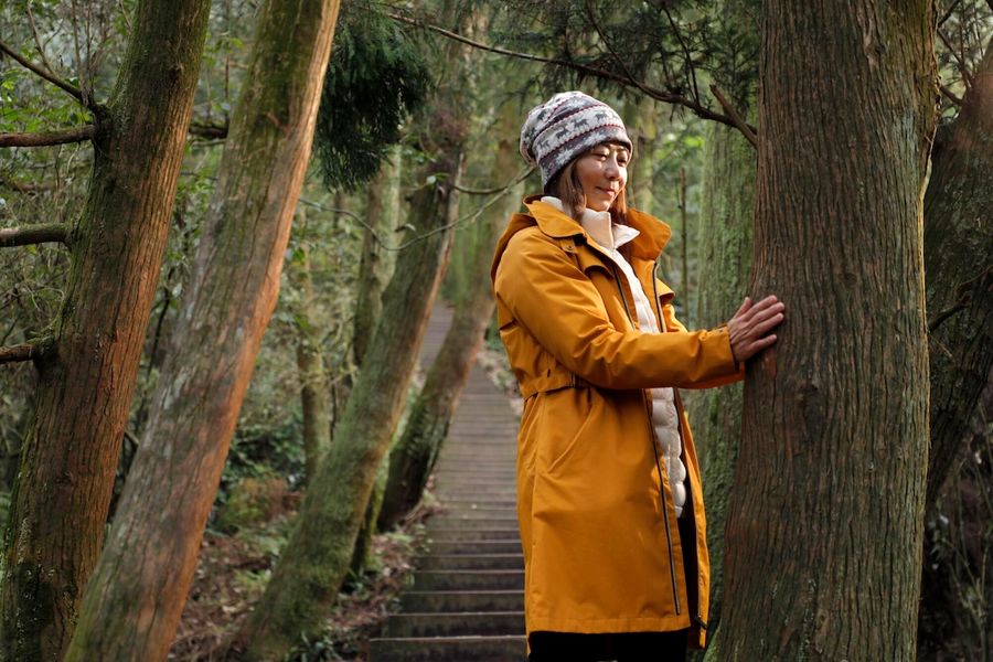像溪水靜靜陪你小憩！森林療癒師化傷痕為共感，跨學樸門農法、藝術治療、生態心理「自癒而癒人」