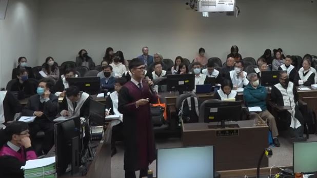 庭上遭柯嗆很邪惡！檢察官811字太圈粉「有HERO影子」 身分曝是他網讚翻